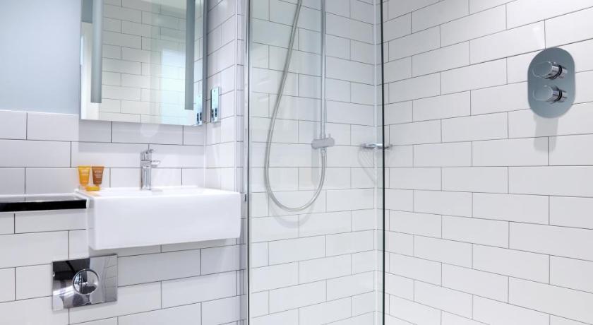 Image of Suite 4