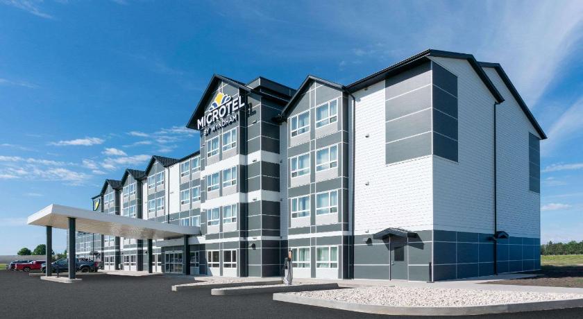 Microtel Inn and Suites by Wyndham Portage La Prairie