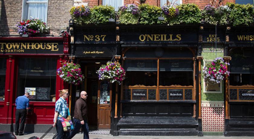 O'Neills Victorian Pub & Townhouse photo