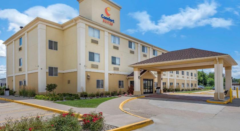 Comfort Suites Terre Haute University Area