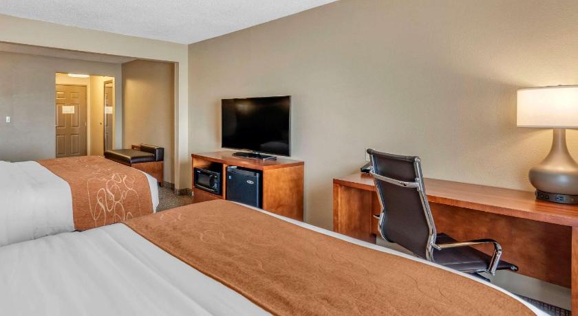 Comfort Suites Terre Haute University Area