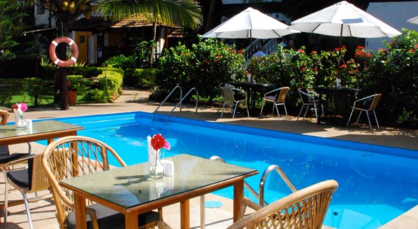 Santana Beach Resort photo