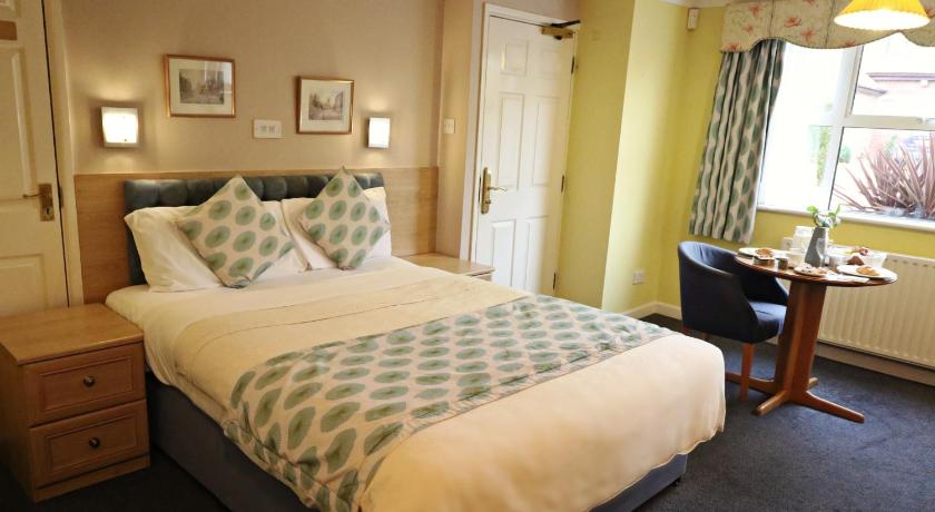 Marlborough House Hotel - B&B