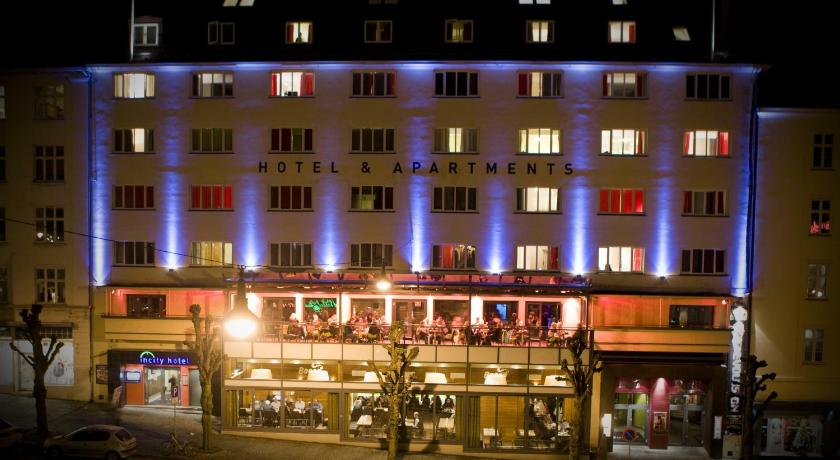 Ole Bull Hotel & Apartments photo
