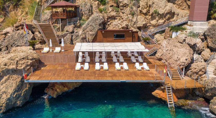 Antalya Hotel Resort & Spa