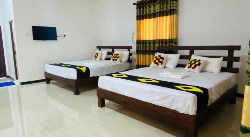 Hotel Surasa photo