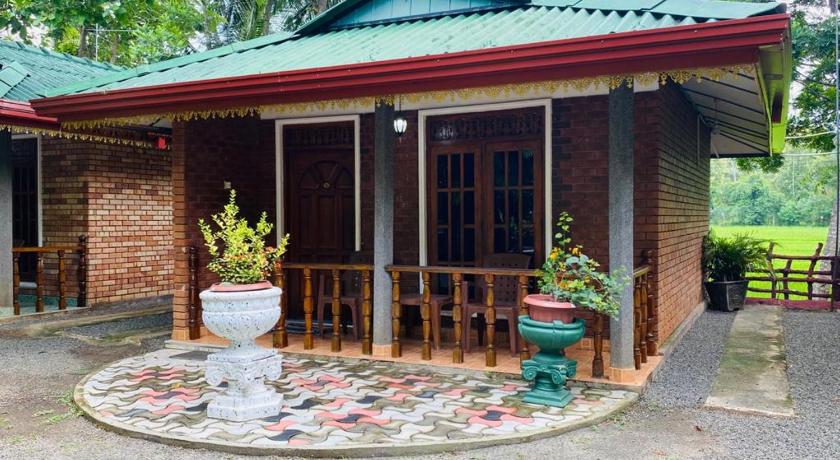 Hotel Surasa photo