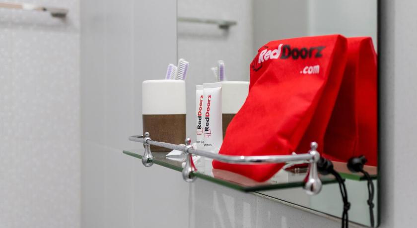 Pakansari Guest Inn Mitra RedDoorz - image 15