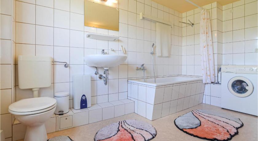 Nice apartment in Uckerland with 5 Bedrooms and WiFi photo