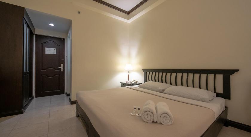 Rosvenil Hotel. photo
