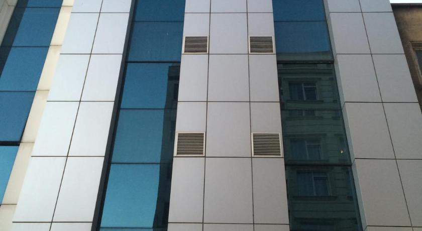 Grand Oral Hotel - image 3