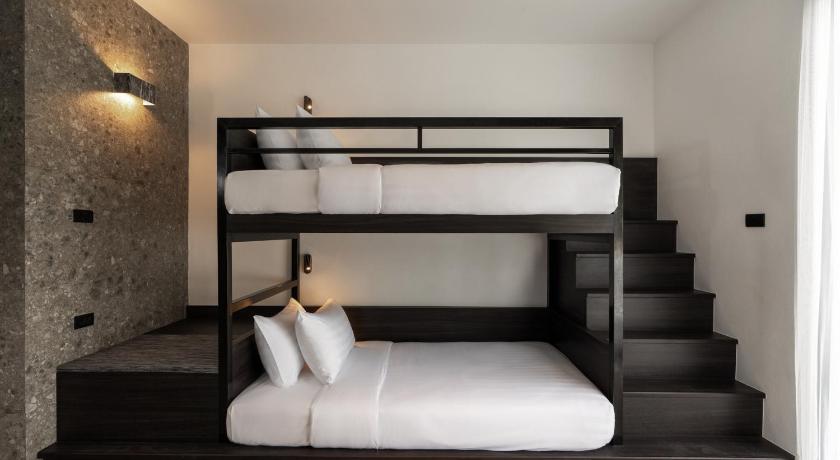 Image of Family Suite 7