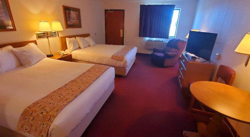 Harold Gettysburg Inn and Suites 2-Star Accommodation pool