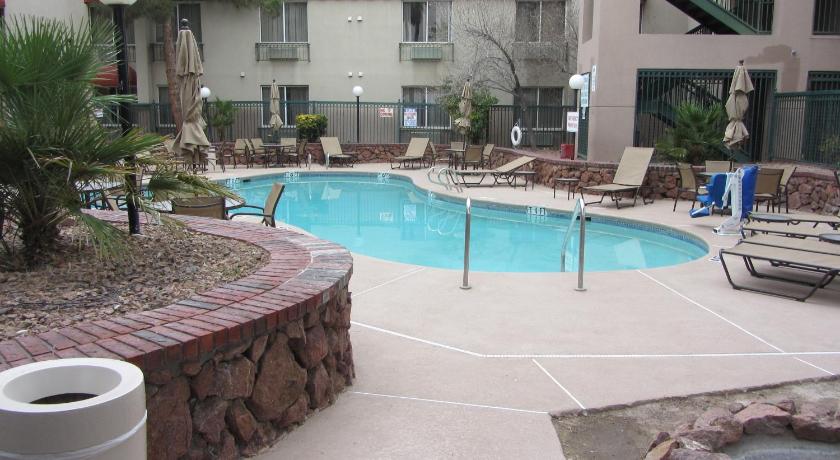 Hawthorn Suites by Wyndham El Paso Airport photo