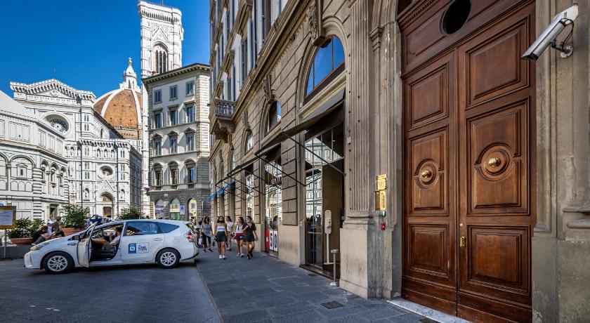 Duomo Palace