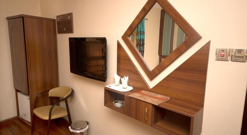 Image of Quadraple Room 4