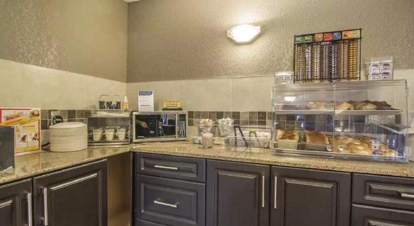 Quality Inn & Suites Yorkton