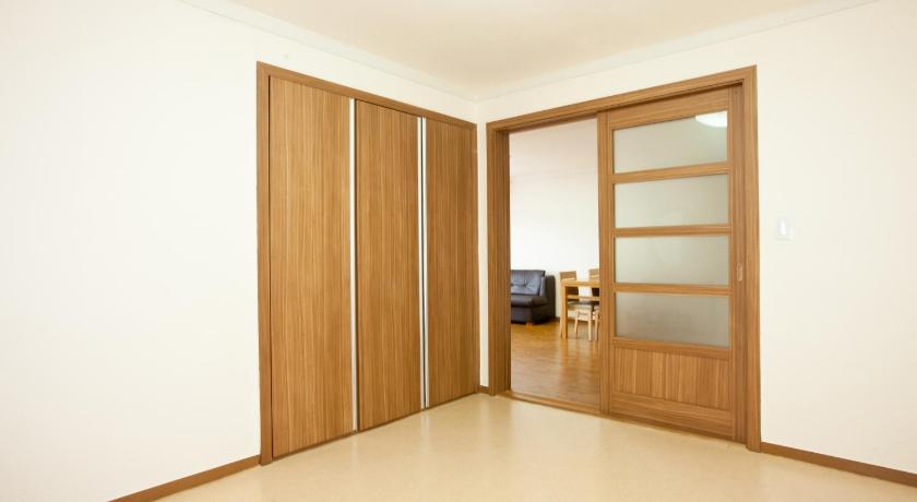 Image of Standard Suite with Kitchen - Bed Type Randomly Assigned 7
