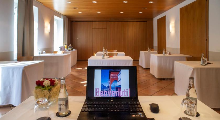 贝林佐纳 Hotel Cereda 3星级 酒店 大堂