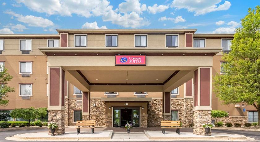 Comfort Suites Grand Rapids North Comstock Park