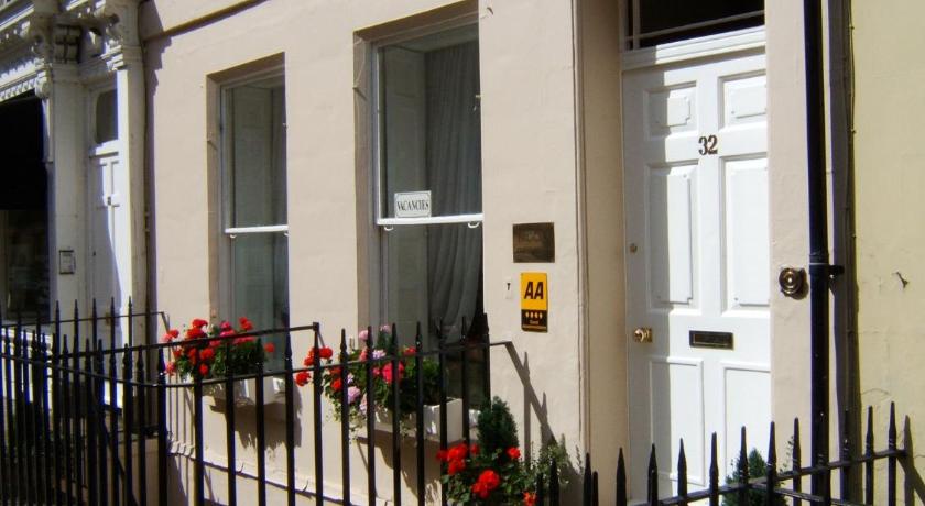 Brocks — Hotel in Bath