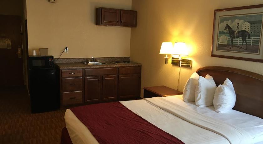 Econo Lodge Inn & Suites Radford-Blacksburg Area