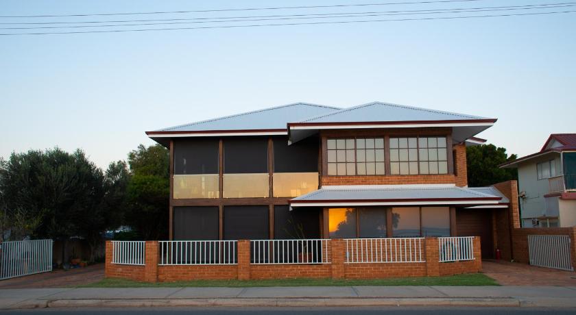 Waterside House Kalbarri — Hotel in Kalbarri