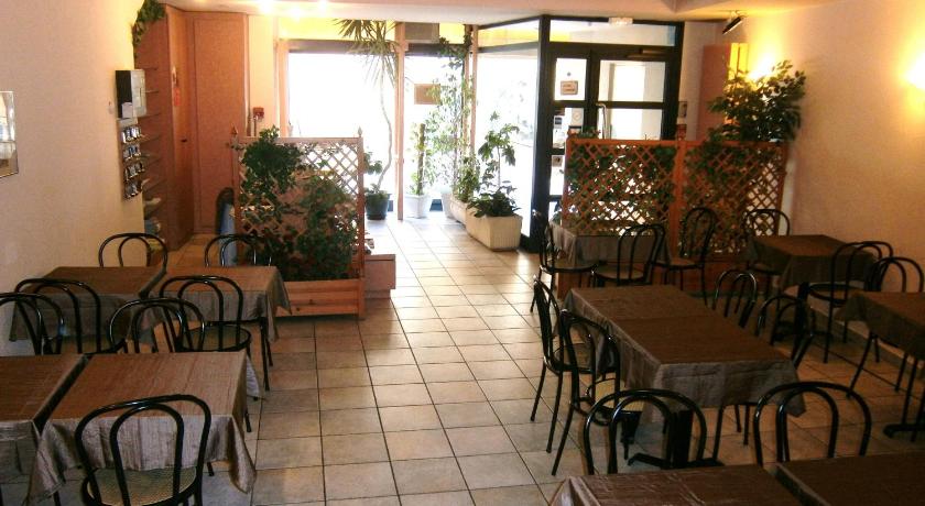 Logis Hotel Saint Jacques