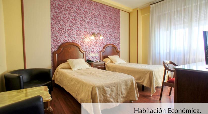 Hotel Montermoso photo