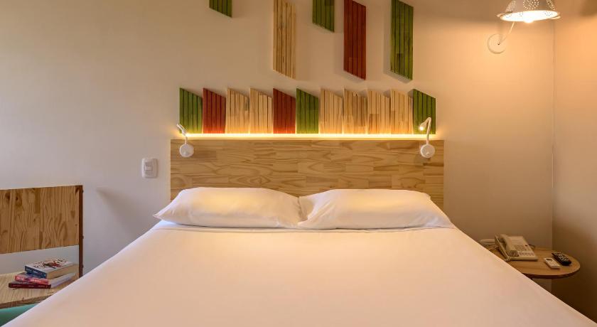 Ibis Styles Curitiba Santa Felicidade photo