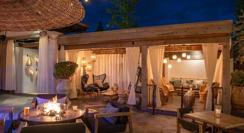 Westlake Village Inn photo