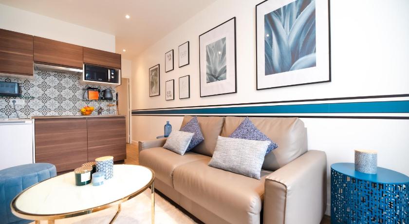 Beautiful Apartments in le "Haut Marais" — Hotel in Paris