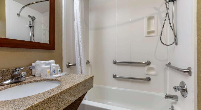 Comfort Suites Waco Near University Area