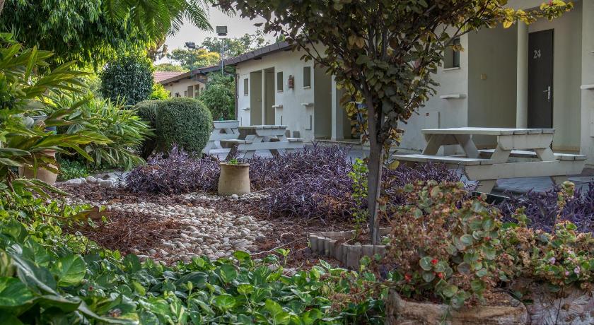 Tiberias Degania Bet Kibbutz Country Lodging by KHC 2-Star Hotel room