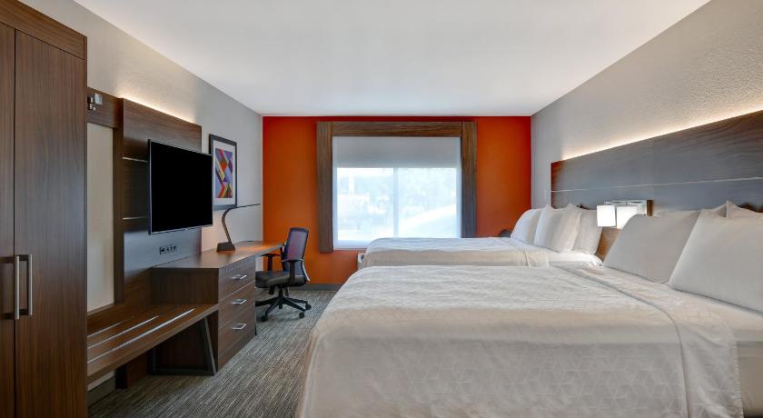 앤더슨 (SC) Holiday Inn Express Hotel & Suites Anderson I-85 - HWY 76, Exit 19B By IHG 2성급 숙소 수영장