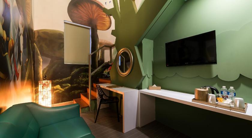 Image of Duplex Room 6