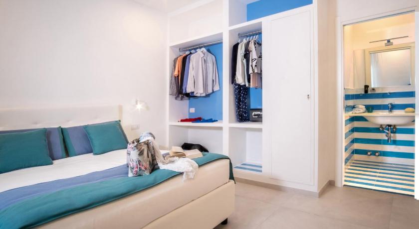 Sorrento LEONE ROSSO APARTMENTs 3-Star Guesthouse view