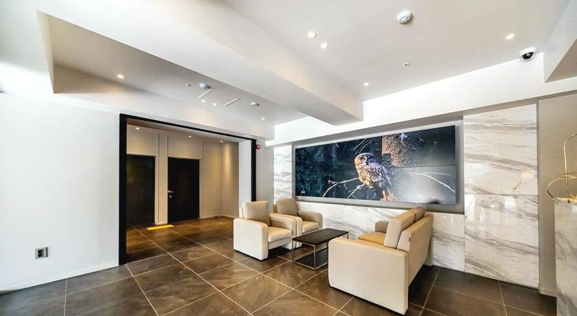 チルゴク Centro Tourist Hotel 3つ星 ホテル ロビー