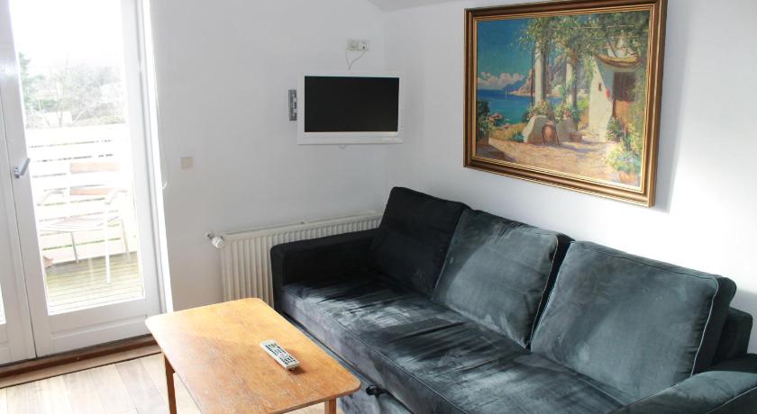 Lavilla Guesthouse photo