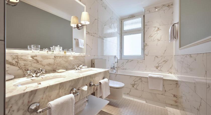 Image of Deluxe Junior Suite 2