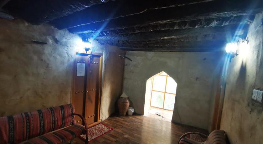 Image of Twin Room with Shared Bathroom 10