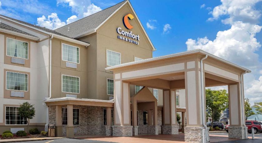 Comfort Inn & Suites North Little Rock JFK Blvd