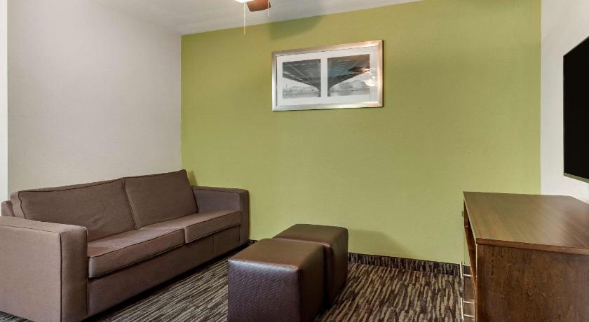 Comfort Inn & Suites North Little Rock JFK Blvd