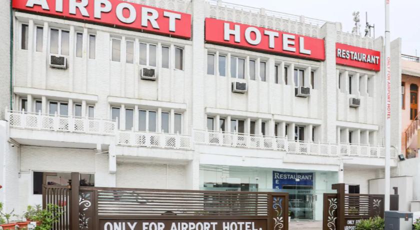 Airport Hotel