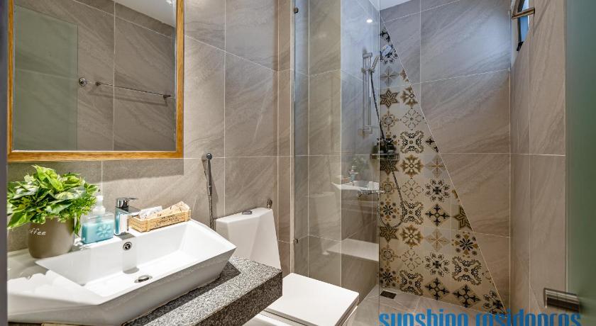 Image of Standard - 1 Double Bed with Shower, 1 Person 12