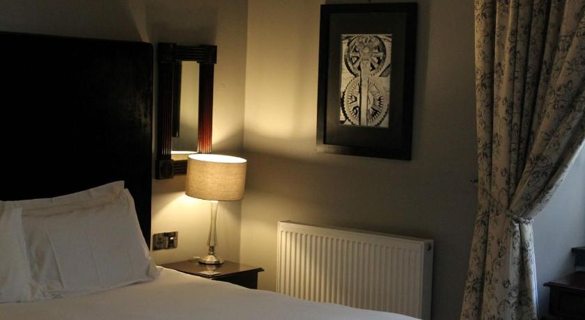 Image of Executive Double or Twin Room 14