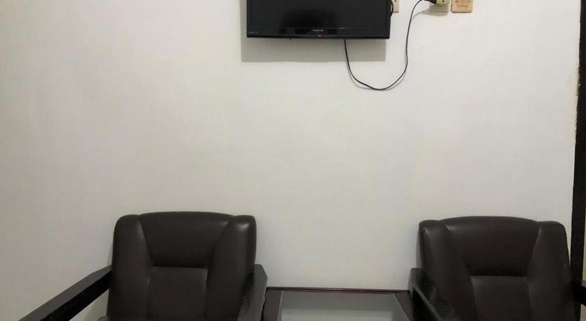 Hotel Baru Inn Batu RedPartner photo