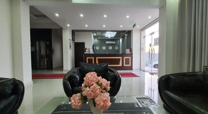 Al Basateen Hotel Rumays photo