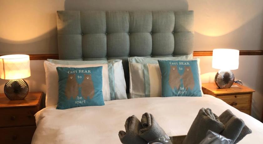 Love &amp; Peace — Hotel in London