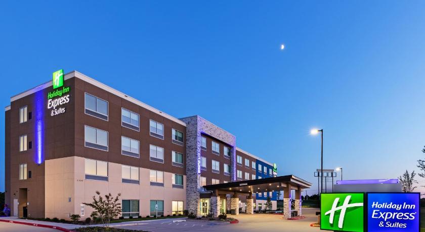 Holiday Inn Express and Suites Purcell photo